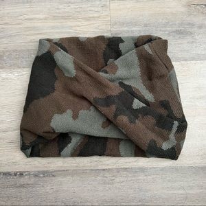 Zara | NWOT Kids Infinity Camo Scarf
